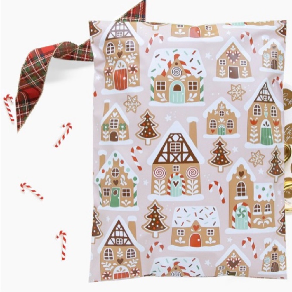 Set of 20 14x17 Gingerbread House Christmas Poly Mailers Holiday Packaging Pink